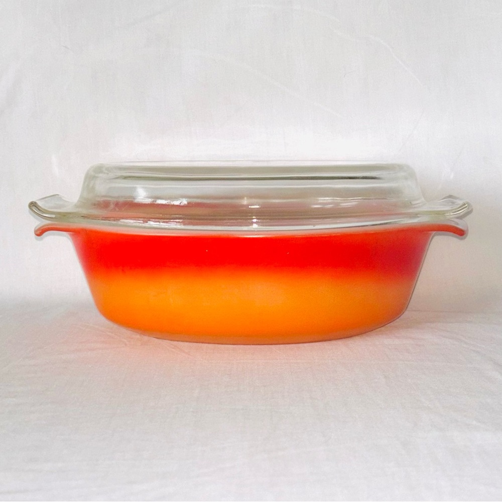 Vintage Pyrex 433 Orange Red Ombré Casserole Dish Glass Lid RARE Anchor Hocking